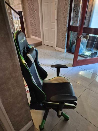 gaming chair
