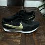 Nike MD Valiant GS 'Black Metallic Gold Star'. Size 6. NEW Image 2