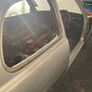 2000 Nissan Micra Image 8