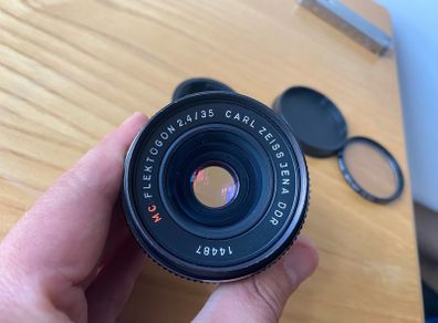 Lens Carl Zeiss Jena DDR MC Red Flektogon 2,4/35 f2.4