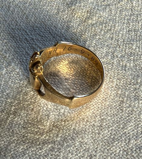 Claddagh ring