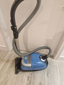 Miele vacuum cleaner