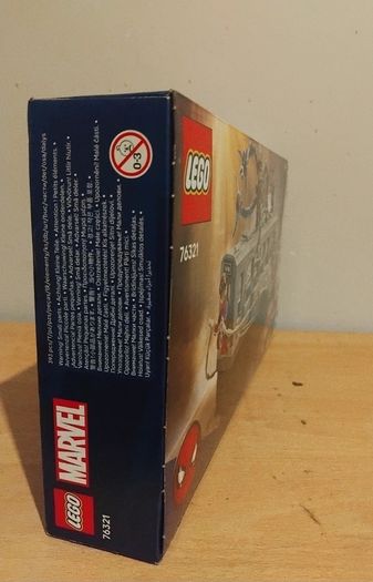 lego 76321 Spider-Man vs. Doc Ock Subway Train Scene
