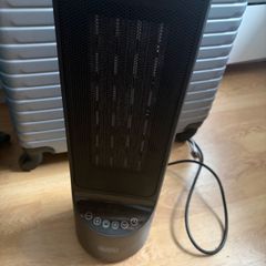 BLACK+DECKER Digital Oscillating Ceramic Tower Fan Heater