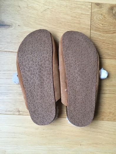 Slippers/Shoe - Size 7/8 UK - New with tags