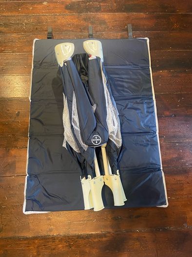 Travel cot