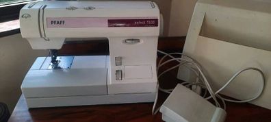 Sewing Machine PFAFF select1530