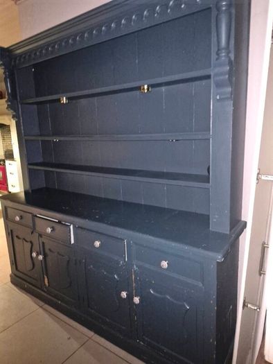 Kitchen dresser
