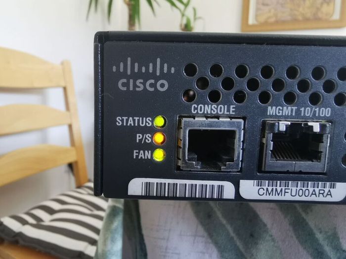 Cisco MDS 9124 Fabric Switch