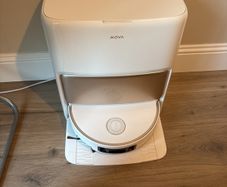 Robot vacuum/mop: Mova V50 Ultra Complete
