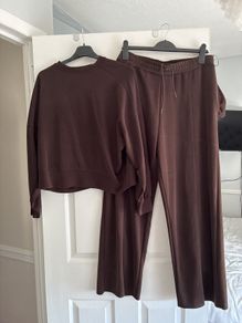 ladies tracksuit