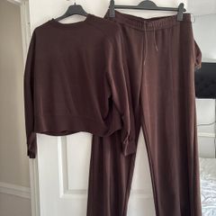 ladies tracksuit