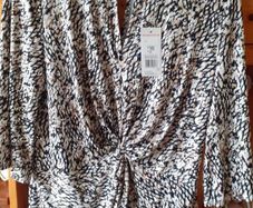 blouse size 16  new
