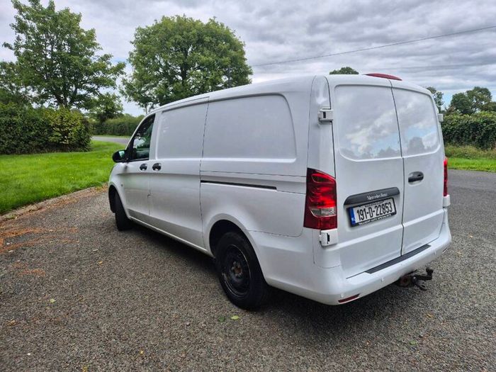 Mercedes-Benz Vito 109