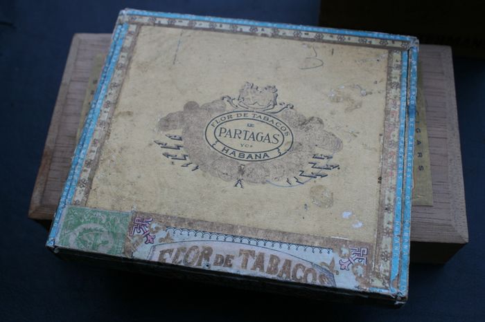 Vintage Cigar Boxes (25 Each)