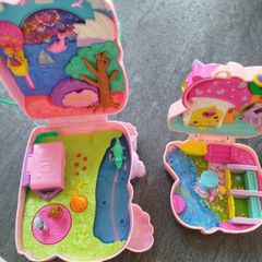 Polly pockets