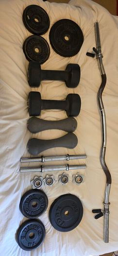 Weight Bench and Squat/ Bench press stands plus weights