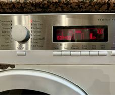 AEG 8KG Lavamat Series 8000 Protex Plus Washing Machine L87480FL 2017