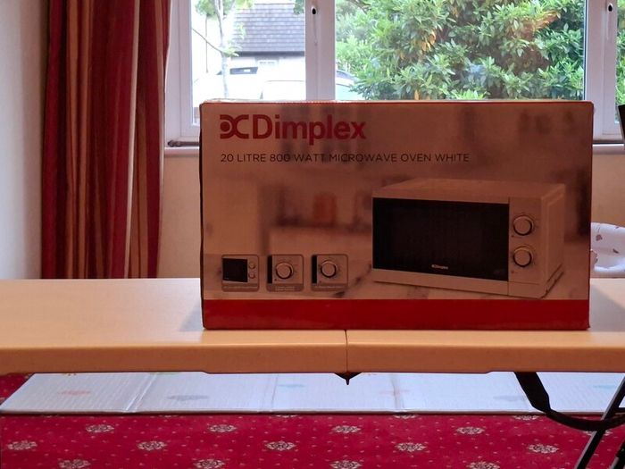 Dimplex 20 Litre 800W Microwave White BRAND NEW