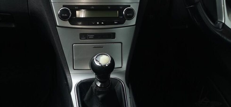 Toyota Avensis 2013