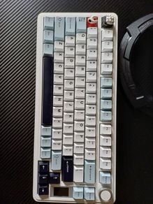 Gaming keyboard aula s75pro and mouse