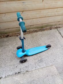 Kids scooter