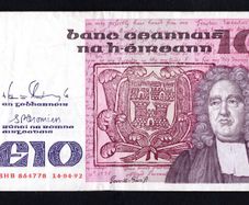 1992 Ireland IR10 Jonathan Swift. Banknote Series B. Note issued 14/04/92. Serial number BHB864778