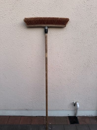 Garden/patio large broom