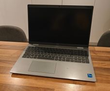 Dell Latitude 5530 | i5 (12th gen) | 16GB | 15.6" FHD | 256GB | Win11