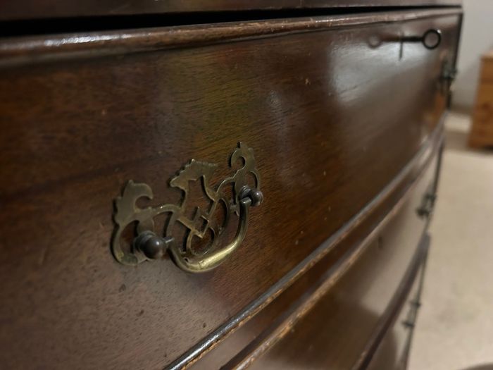 Traditional dark wood chest of drawers