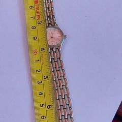ladies watch swing quartz ,working prefect,,price includes post to anywhere in Ireland thank you, see pictures for condition, used