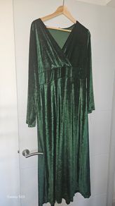 Woman mixed  cloths size 16