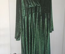 Woman mixed  cloths size 16