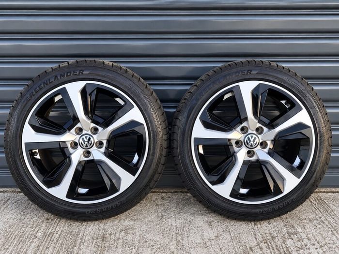 17" 5x100 VW Polo, A1, Fabia, Rapid ,Good Tyres