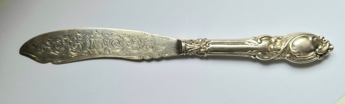 Sterling silver knife, 1901, fully silver inc blade. Intricate decoration.