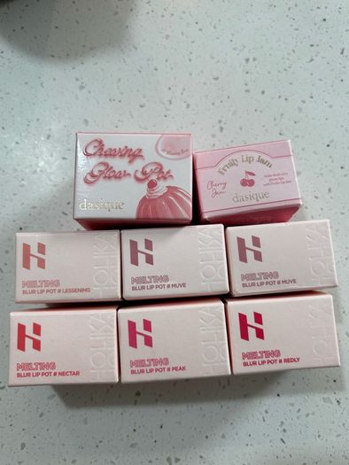 K beauty Korean, holika holika and dasique