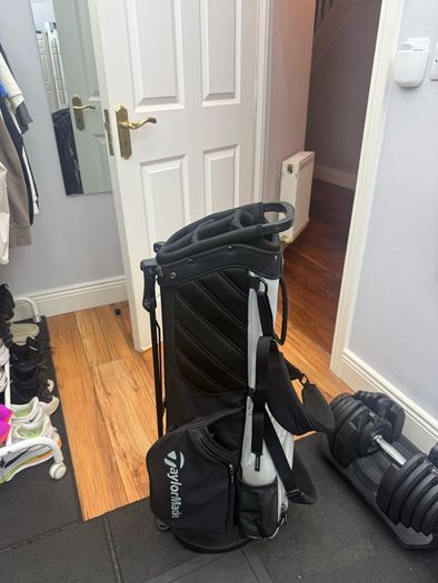 Taylormade golf stand bag