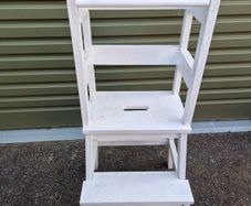 Child Leaning Tower / Helper Tower