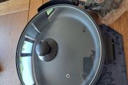 Electric skillet