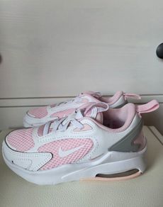 Girl's Nike Airmax runners size UK 11 (worn)