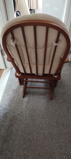 rocking chair /nursing chair