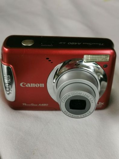 A Canon PowerShot A480 Digital camera