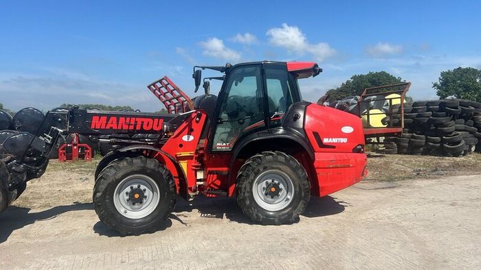 221 Manitou MLA-T 533-145 V+