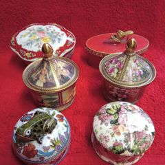 Trinket Boxes  X 6