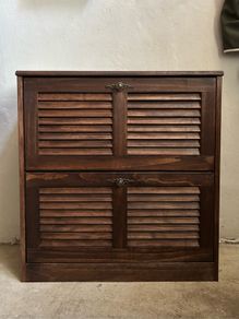 Solid wooden shoe cabinet