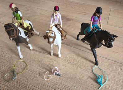 3x Schleich horse and rider sets