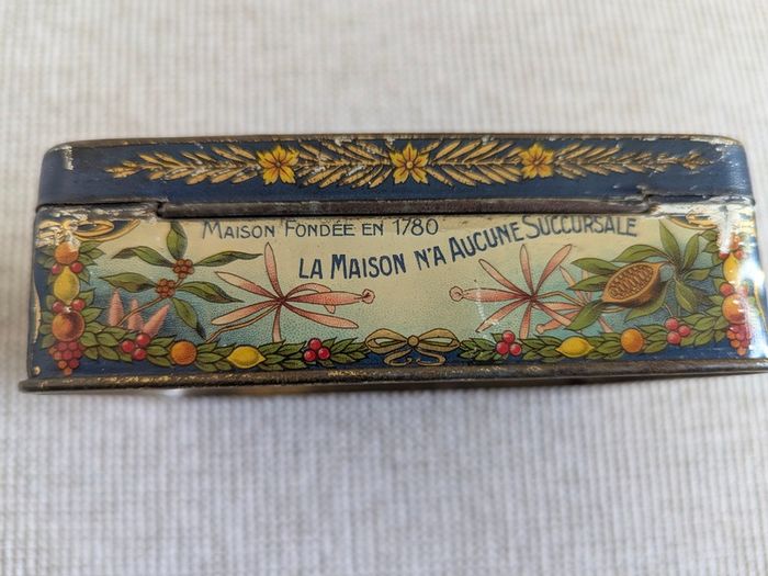 Antique French Berlingots Nantais Sweet Tin Nantes c.1900-1925