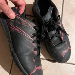 Puma kids football boots UK 2