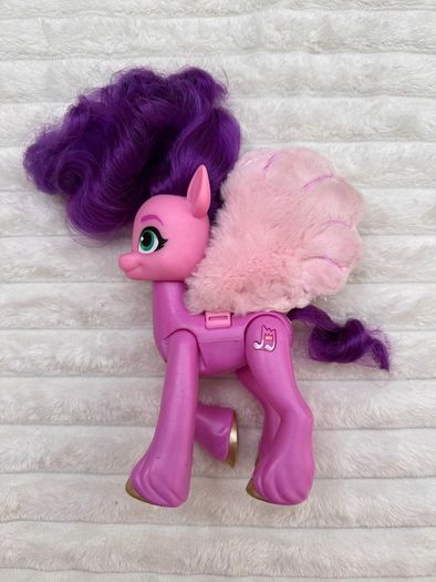 My Little Pony A New Generation Movie Singing Star Princess Petals approx. 7" Used Please see photos