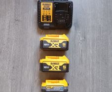 DeWalt Batteries & Charger (New)